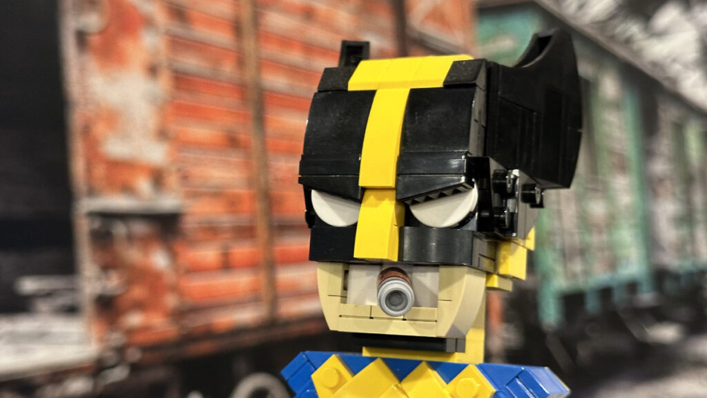 Build Better Bricks Wolverine